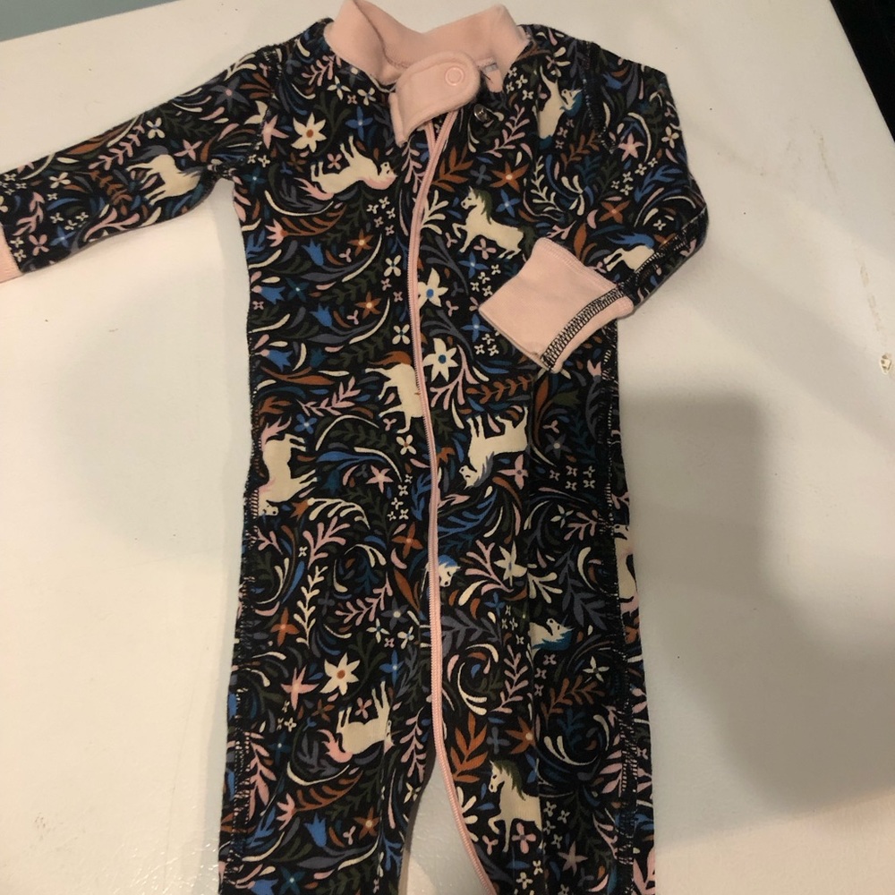 Hanna Andersson 3-6 months footless one piece zip up